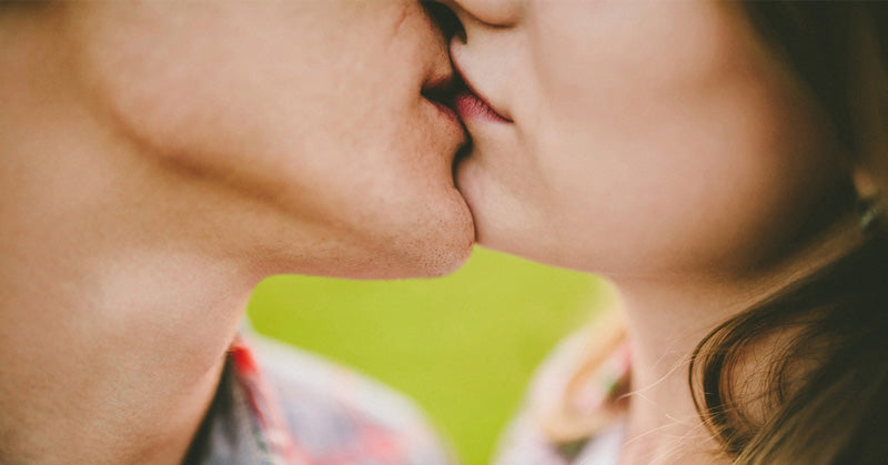 kissing benefits FI