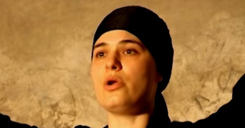 weird voice FI